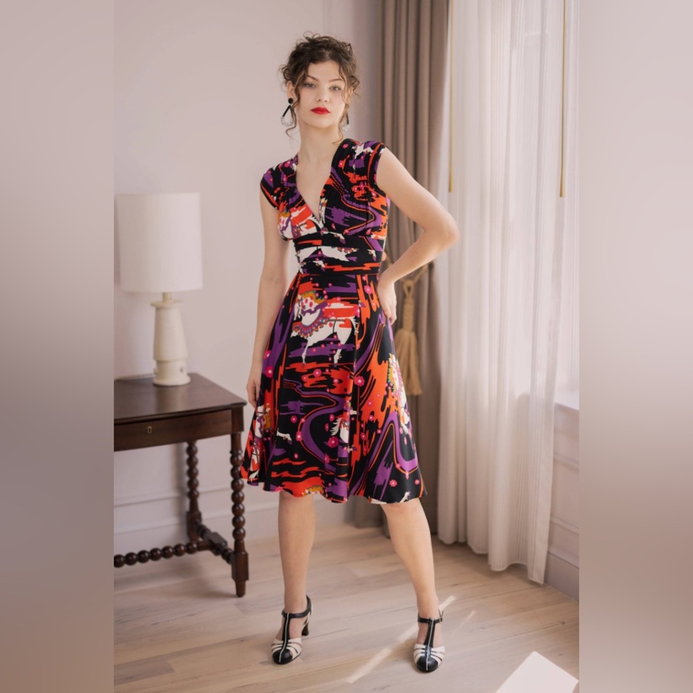 1940s Dress by Trashy Diva in Carousel Ponies Size 20 - Picture 7 of 10